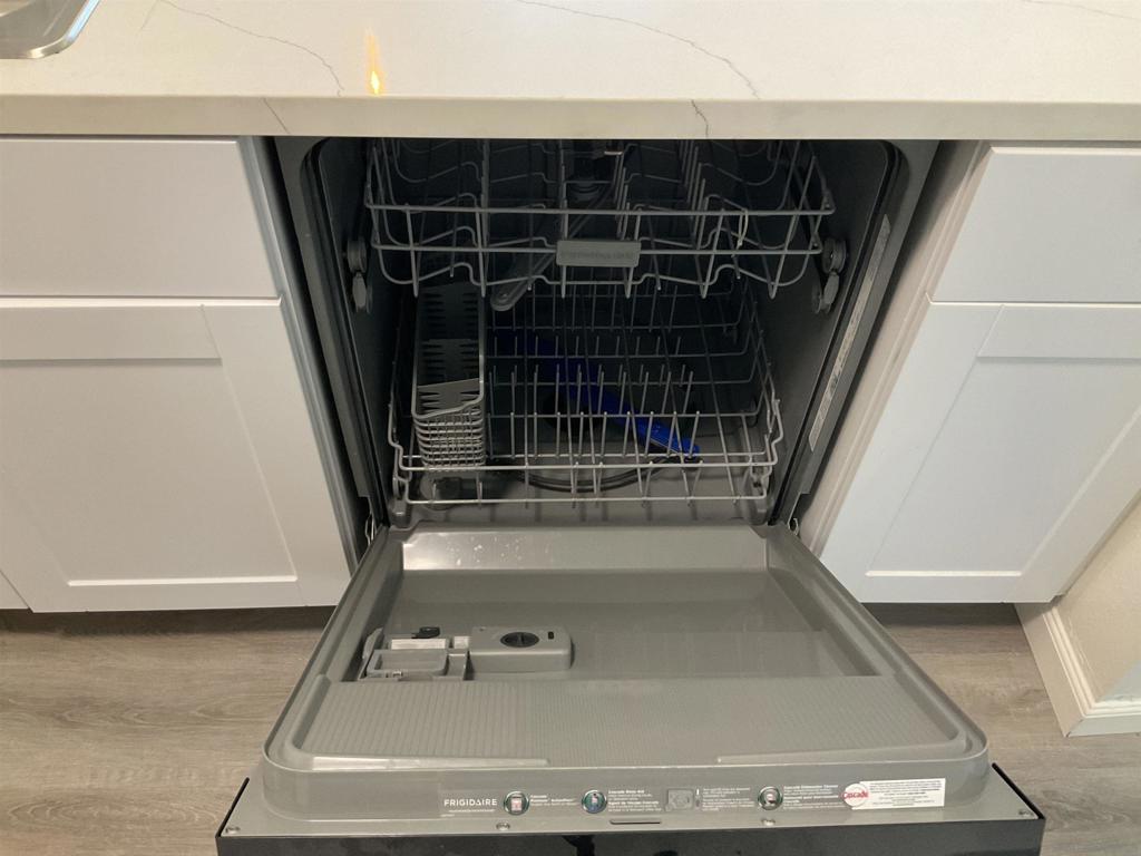 Del Cerro - Residential Lease