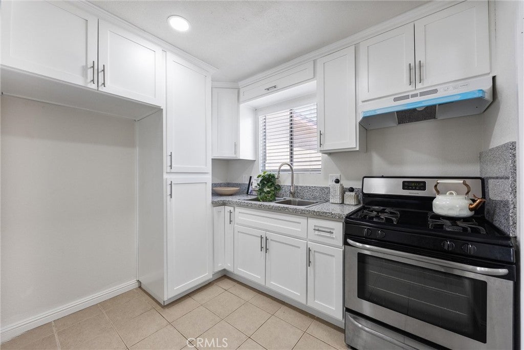 1004 Casino Street