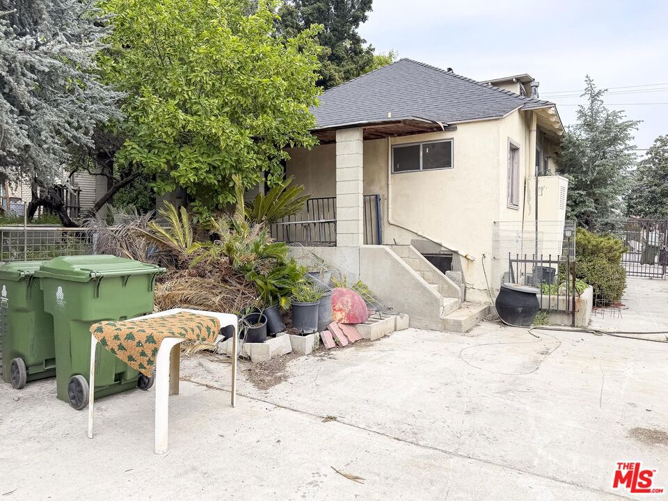 441 N Commonwealth Avenue, Los Angeles CA 90004