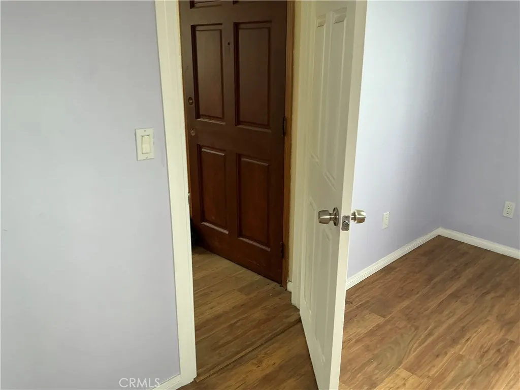 Los Angeles, California 90026, United States, 2 Bedrooms Bedrooms, ,1 BathroomBathrooms,Residential,Active,234009