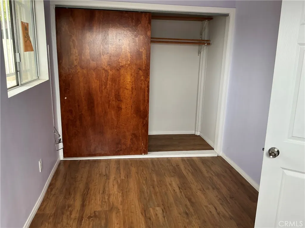 Los Angeles, California 90026, United States, 2 Bedrooms Bedrooms, ,1 BathroomBathrooms,Residential,Active,234009