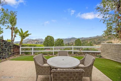 Photo of 3434 Twin Lake Rdg, Westlake Village, CA 91361 (MLS # 226001009)