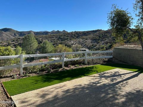 3434 Twin Lake Westlake Village CA 91361