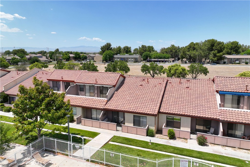 43334 32nd Street W 18