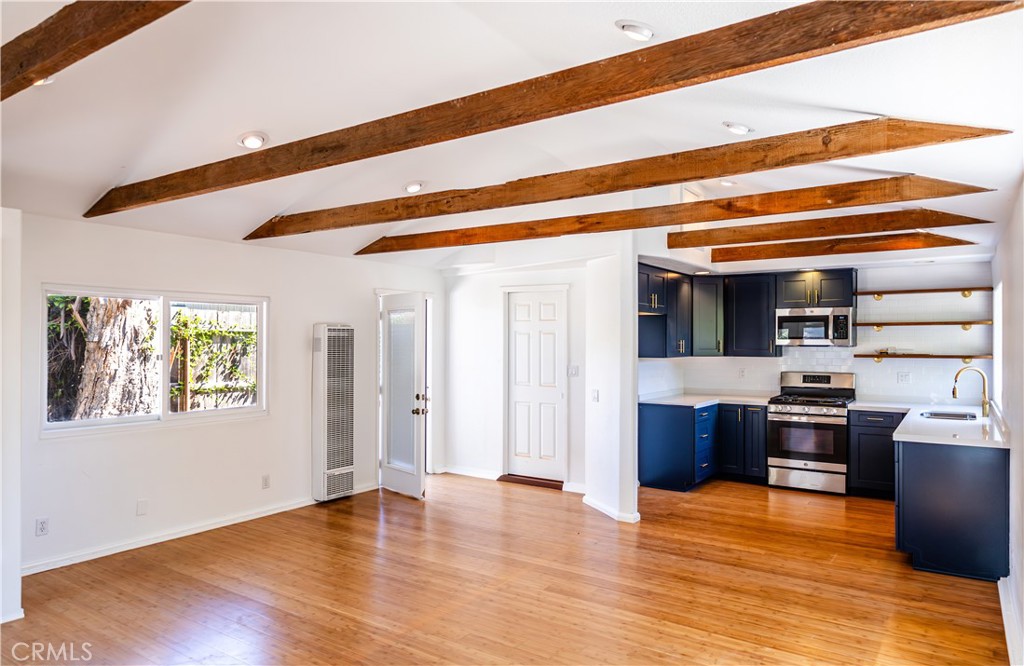 Recently renovated this BRIGHT and Cozy Hidden GEM! On a private residence is this unique Studio Apartment with a LARGE backyard. Studio features separate outbuilding space that can be used in multiple ways. Included in the rent is Gas, Water/Sewer, Trash,Cable, Gardener & Bi-Monthly Pest control, Private Washer/ Dryer. Centrally located walking distance to shopping & restaurants. Call for details.