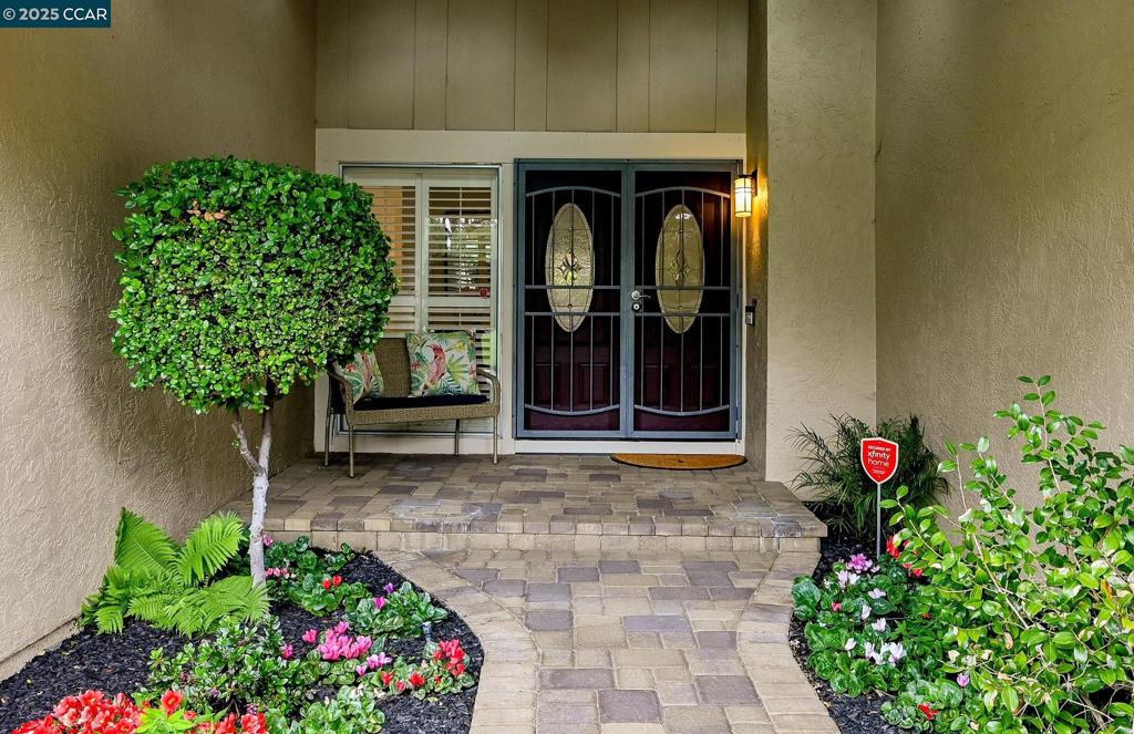 3220 Diablo Shadow Dr