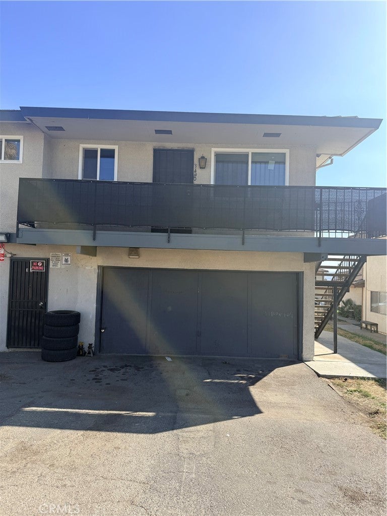 3440 Rainbow Lane