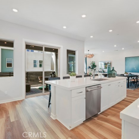 Crest at Metro Heights - Residential