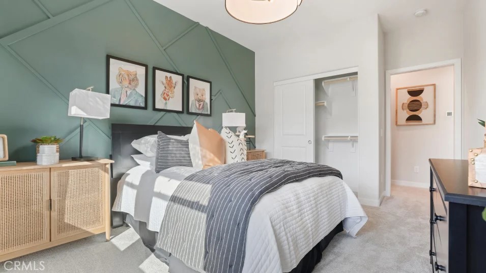 Crest at Metro Heights - Residential