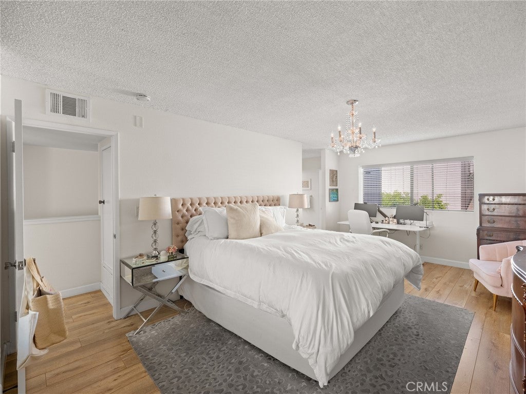 15223 Magnolia Boulevard B