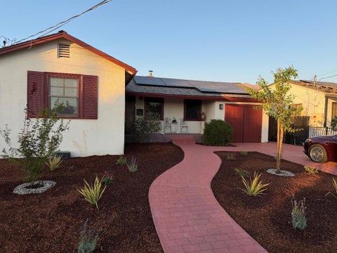 Photo of 184 S Cragmont Avenue, San Jose, CA 95127 (MLS # ML82061228)