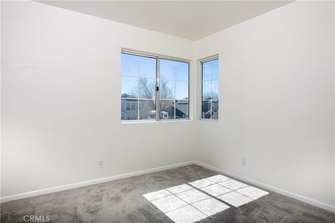 Tiny photo for 805 Jason Court, Lancaster, CA 93534 (MLS # SR26049304)