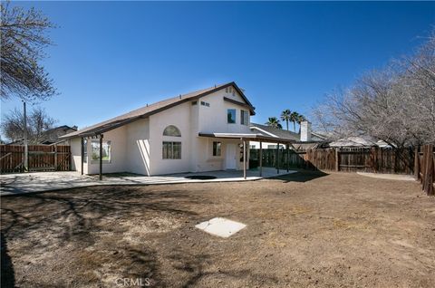 Tiny photo for 805 Jason Court, Lancaster, CA 93534 (MLS # SR26049304)