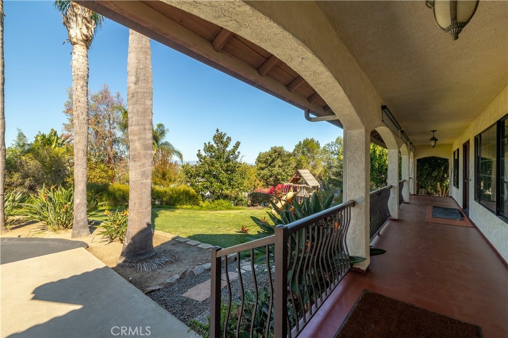1119 Vale View