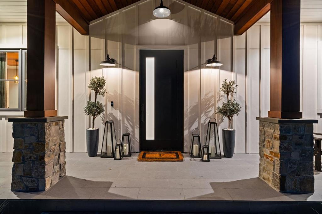 140 Twin Oaks Drive