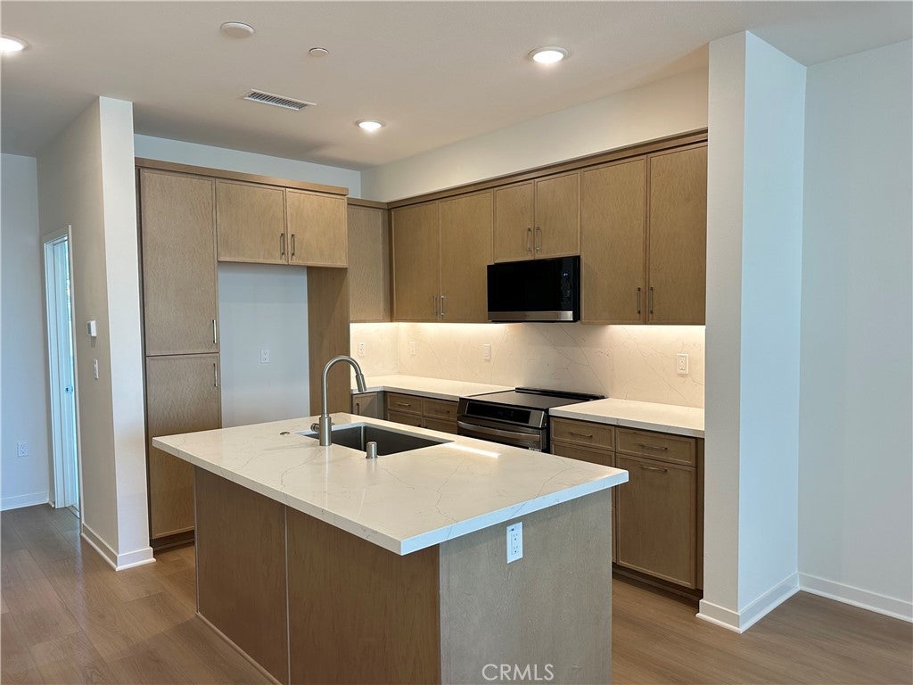 685 S Brea Boulevard 104, Brea CA 92821