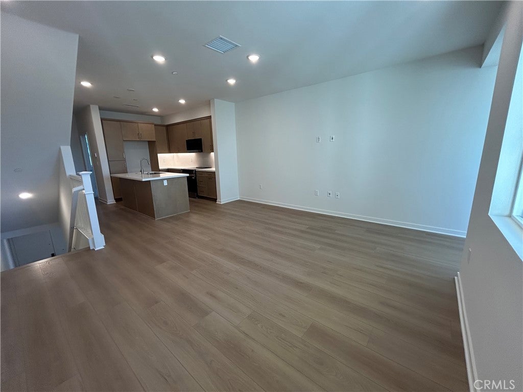 685 S Brea Boulevard 104
