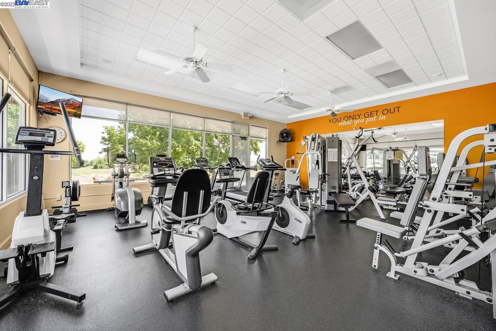 SUMMERSET 3 - Residential