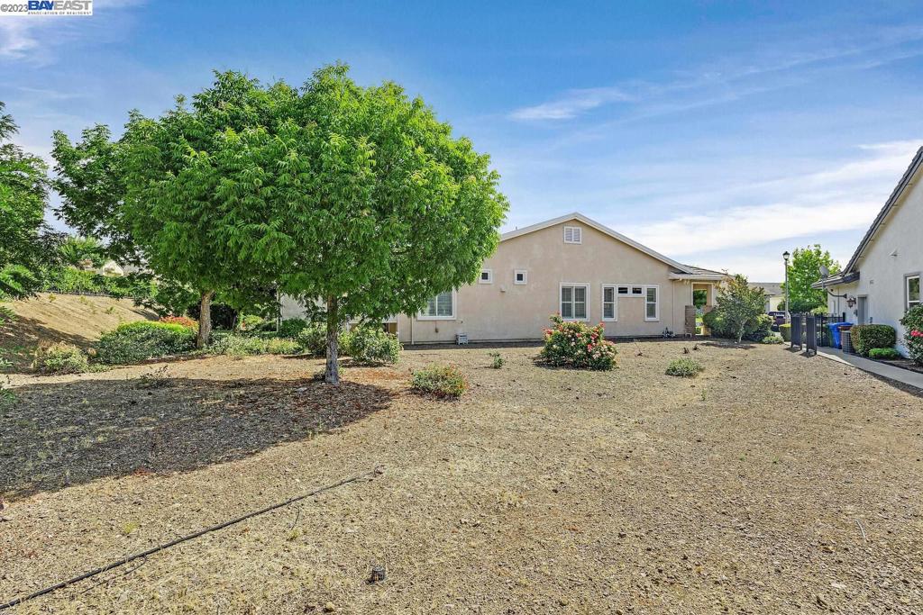 SUMMERSET 3 - Residential