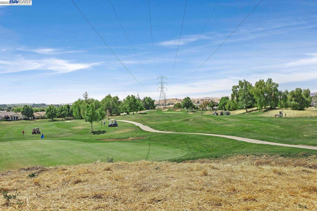 SUMMERSET 3 - Residential