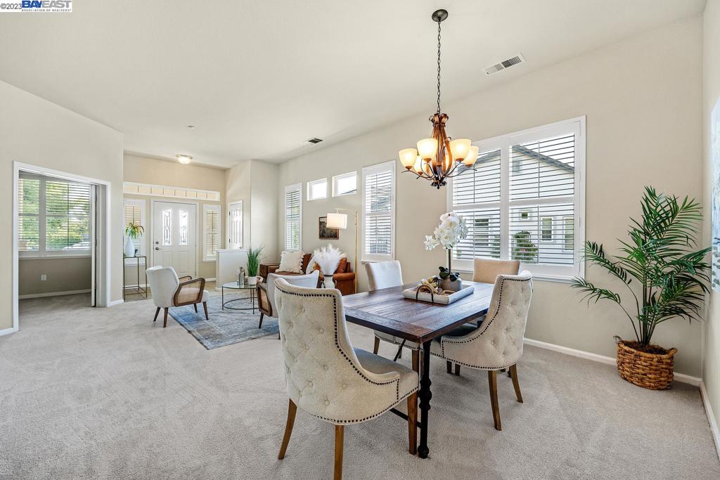 SUMMERSET 3 - Residential