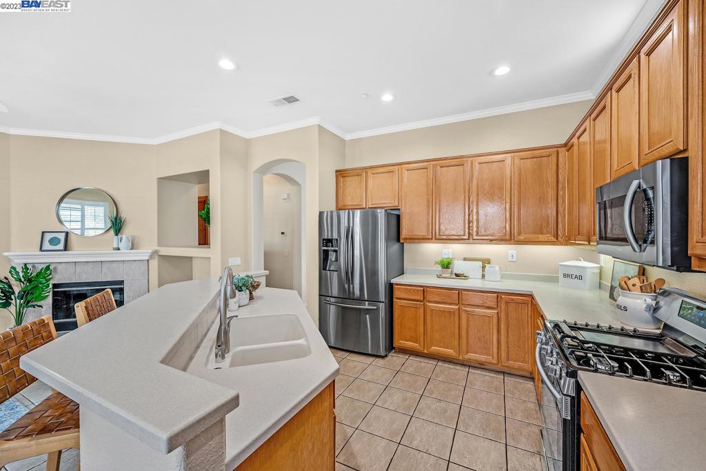 SUMMERSET 3 - Residential