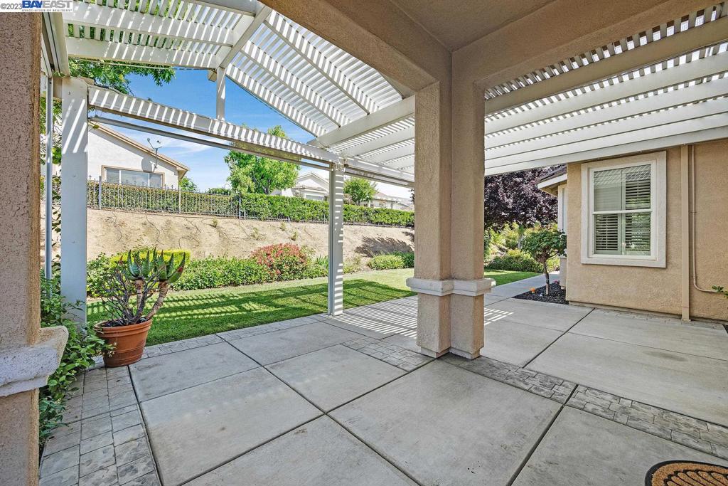 SUMMERSET 3 - Residential