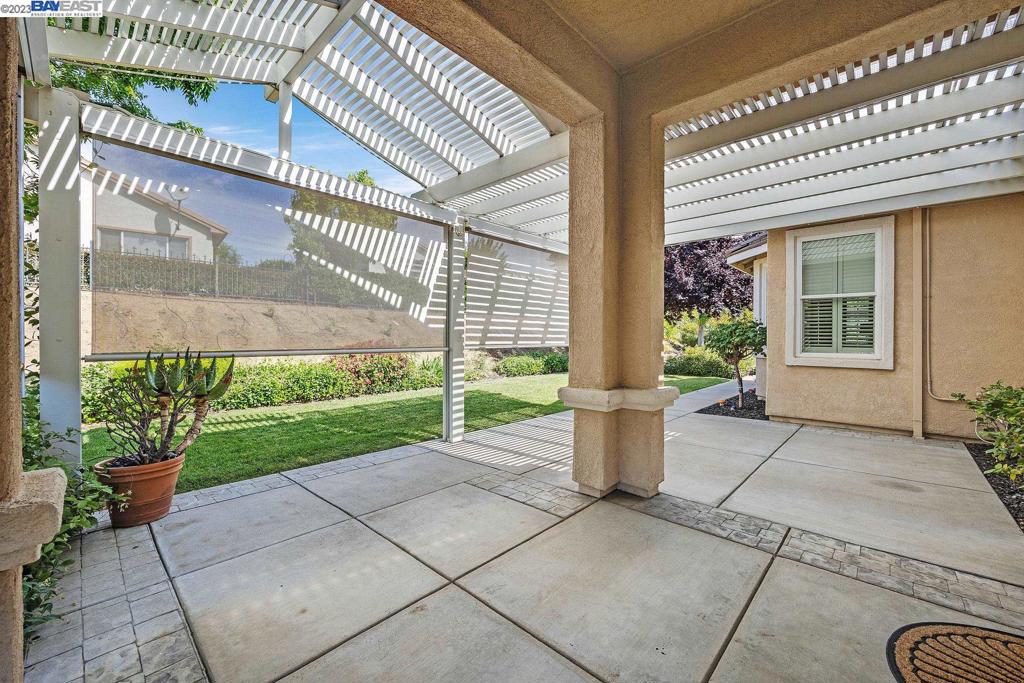 SUMMERSET 3 - Residential