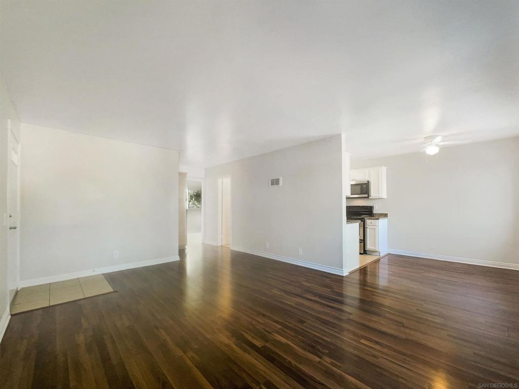 4398 Delta St 10