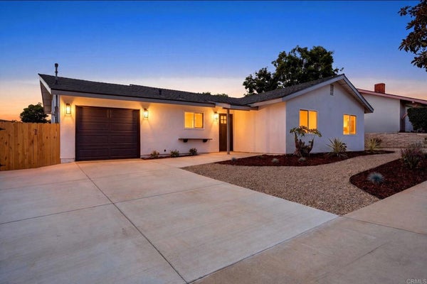 169 CREGAR ST, OCEANSIDE, CA 92054 - Image 3a5acb548baef6e9ec0d7a2fd6d8cf61/3630415724