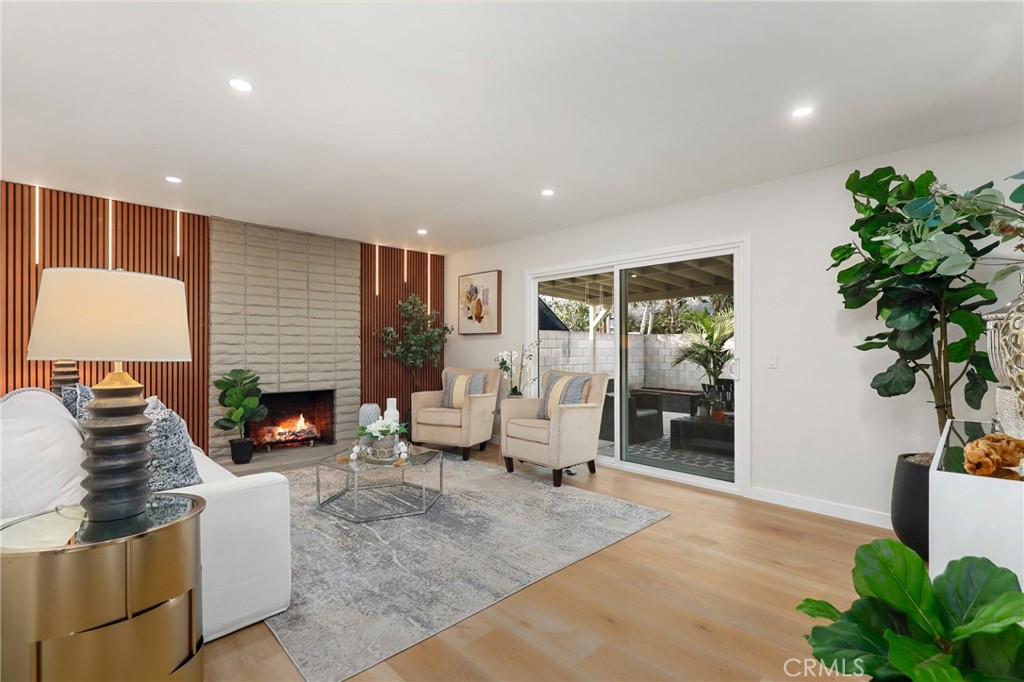 1725 W Harvard Street