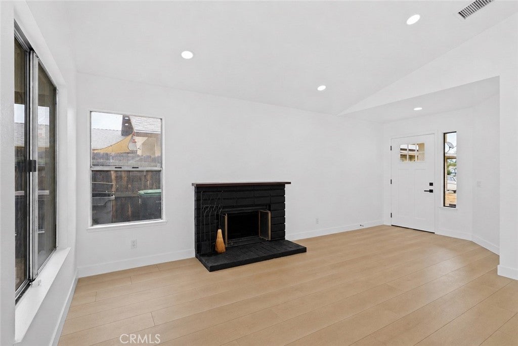 13881 Elmwood Ct