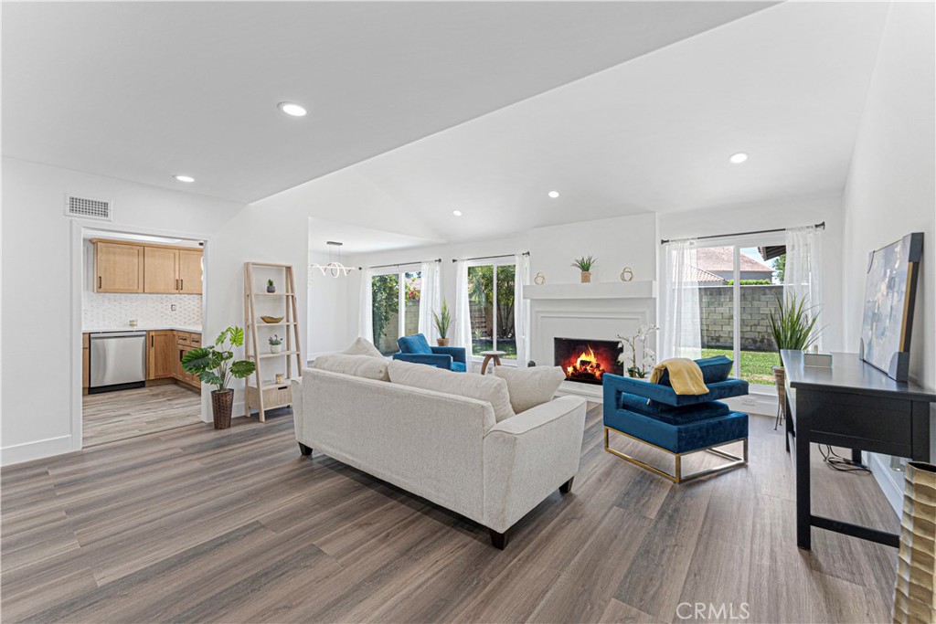 12202 Silva Place