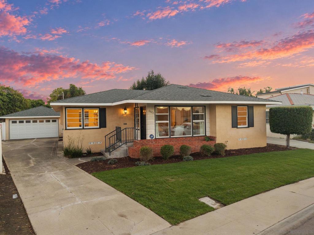 6223 Mesita Drive DR