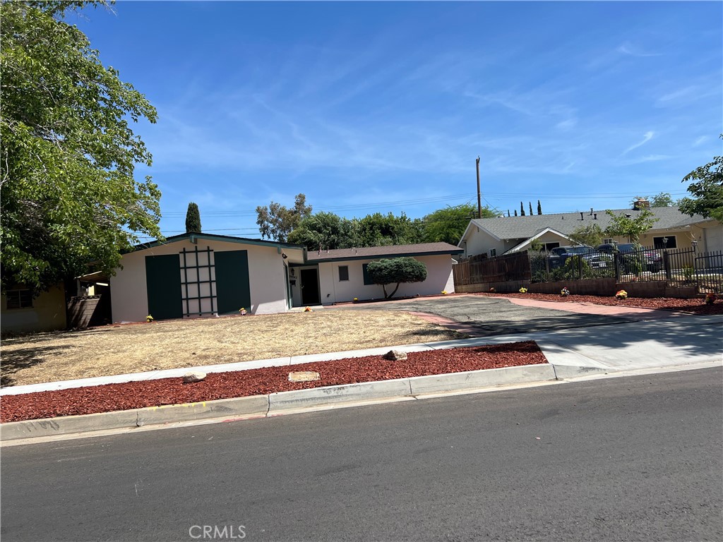 39042 Ocotillo