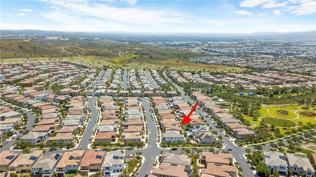 Photo of 66 Eider Run, Irvine, CA 92618 (MLS # PW26065027)