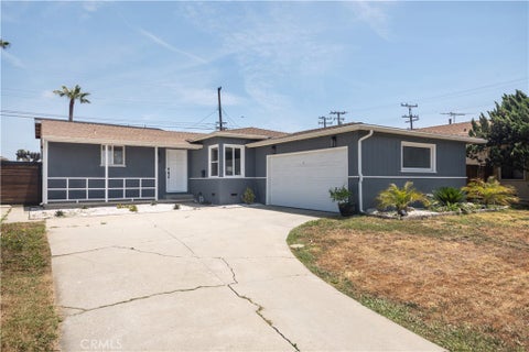 Photo of 13120 Purche Avenue, Gardena, CA 90249 (MLS # DW26197095)