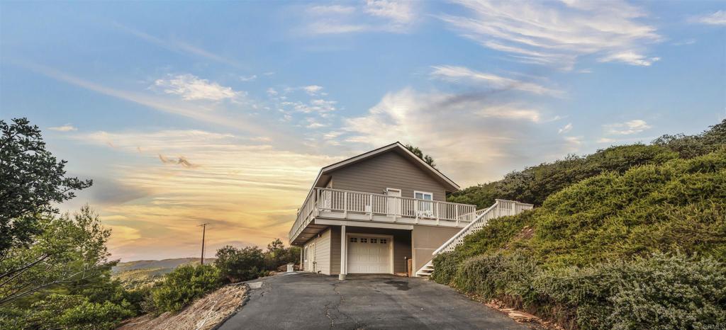 35465 Sunset Lane