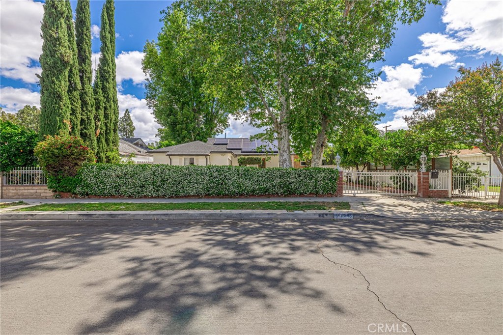 6454 Baird