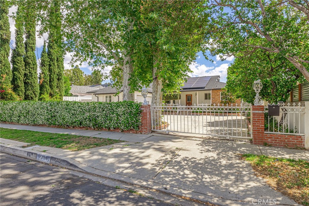 6454 Baird