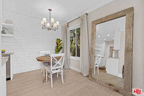 Tiny photo for 1024 5th Street #6, Santa Monica, CA 90403 (MLS # 26869737)