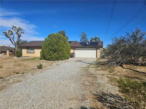 6941 La Habra Yucca Valley CA 92284