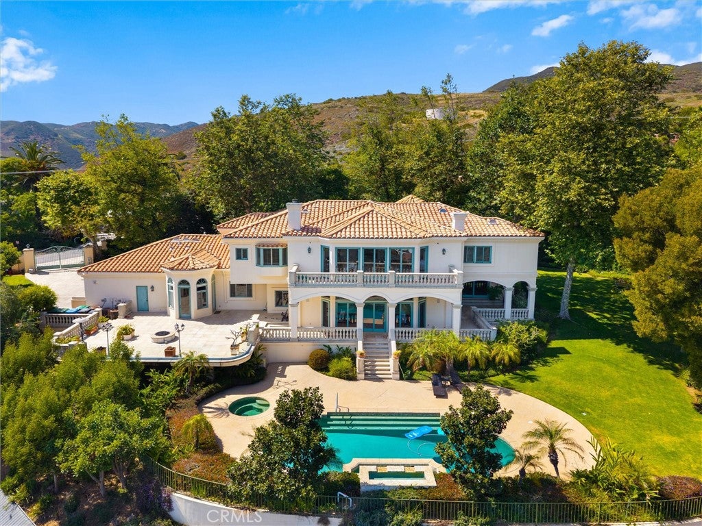 Photo of 6000 Cavalleri Road, Malibu, CA 90265 (MLS # SR26099907)