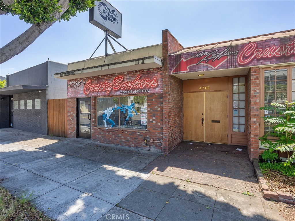 4710 W Magnolia Boulevard
