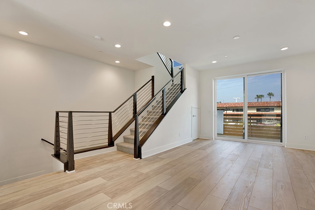 17 West - Residential Lease