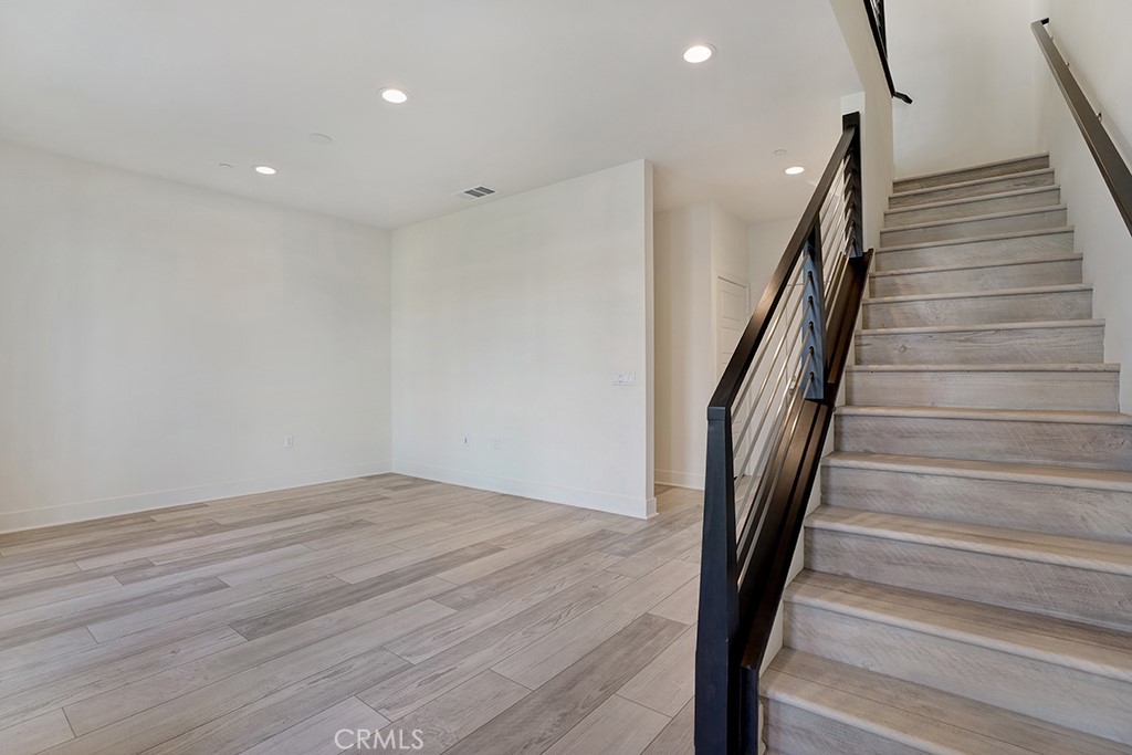 17 West - Residential Lease