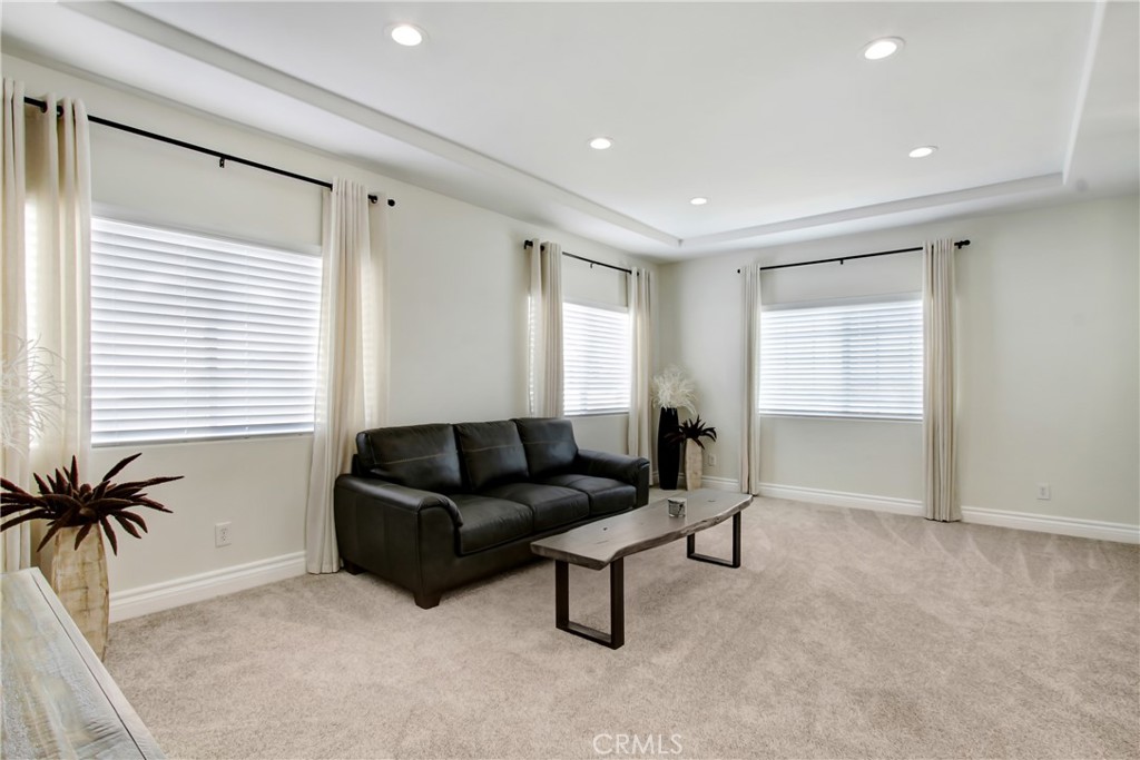 33350 Kenwood Court
