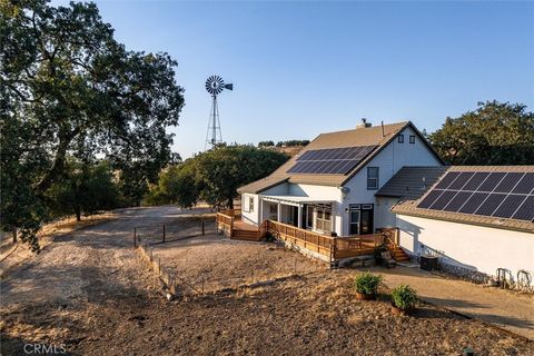 Tiny photo for 5625 Linne Road, Paso Robles, CA 93446 (MLS # NS25168356)