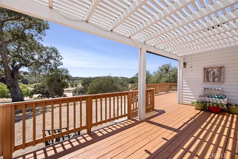 Tiny photo for 5625 Linne Road, Paso Robles, CA 93446 (MLS # NS25168356)
