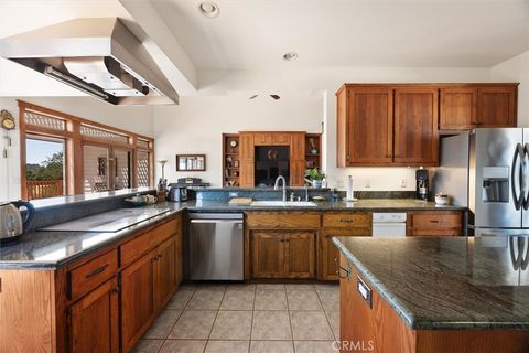 Tiny photo for 5625 Linne Road, Paso Robles, CA 93446 (MLS # NS25168356)